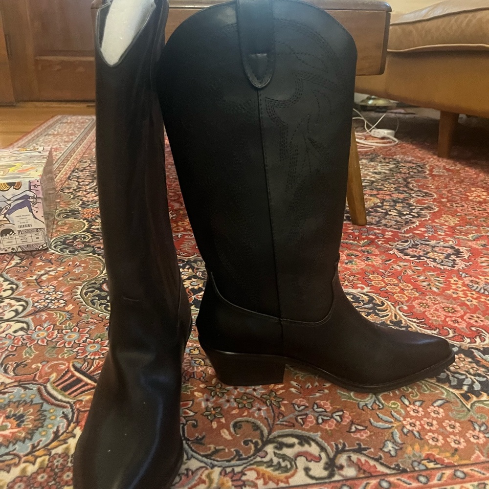 Steve Madden Black Cowboy Boots Size 8 Never Worn